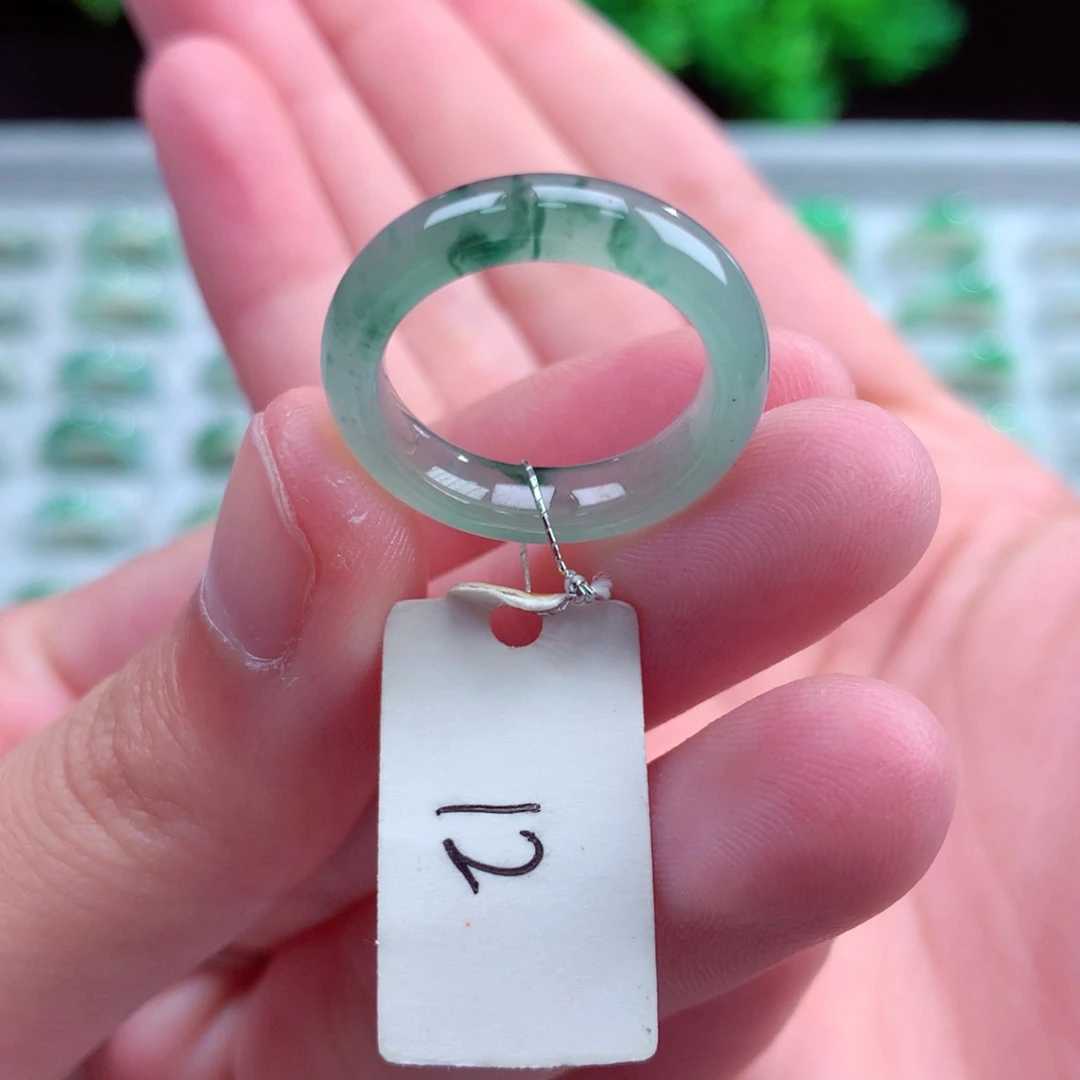 未镶嵌戒指翡翠じ****蔓天然