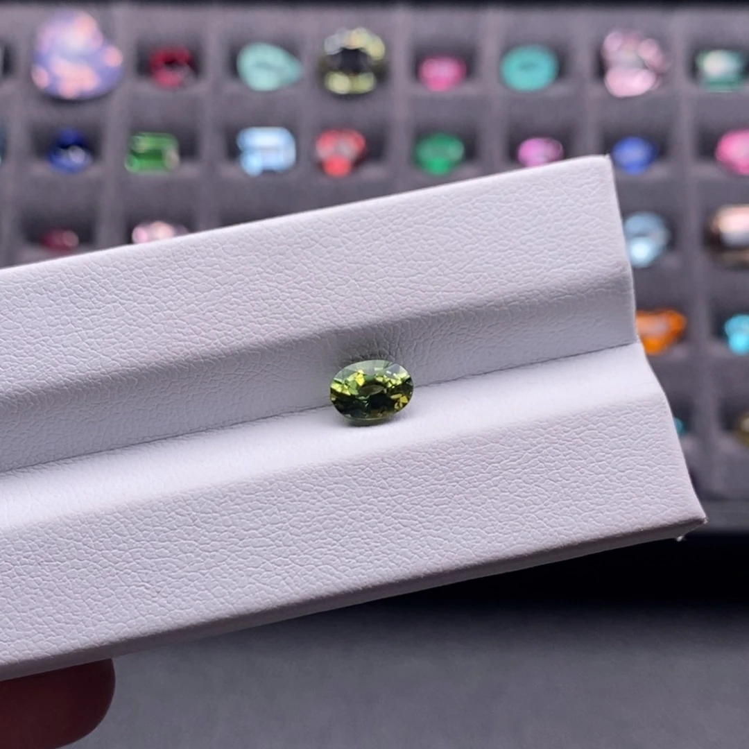 蓝宝石裸石未镶嵌1.22克拉