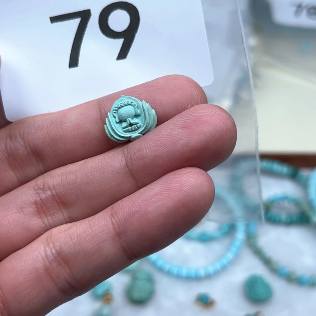 绿松石未镶嵌珠宝奇石