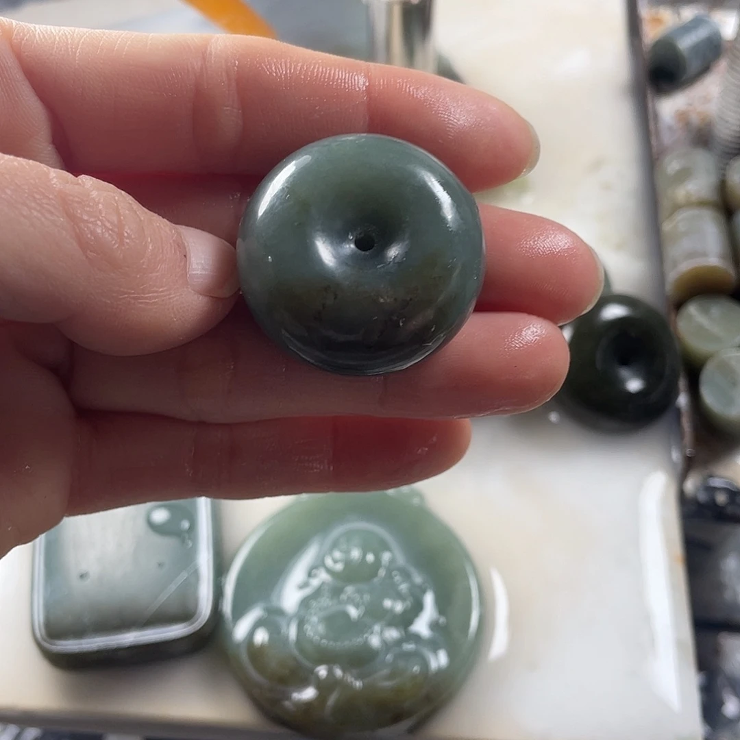 和田玉（糖玉）未镶嵌颈饰