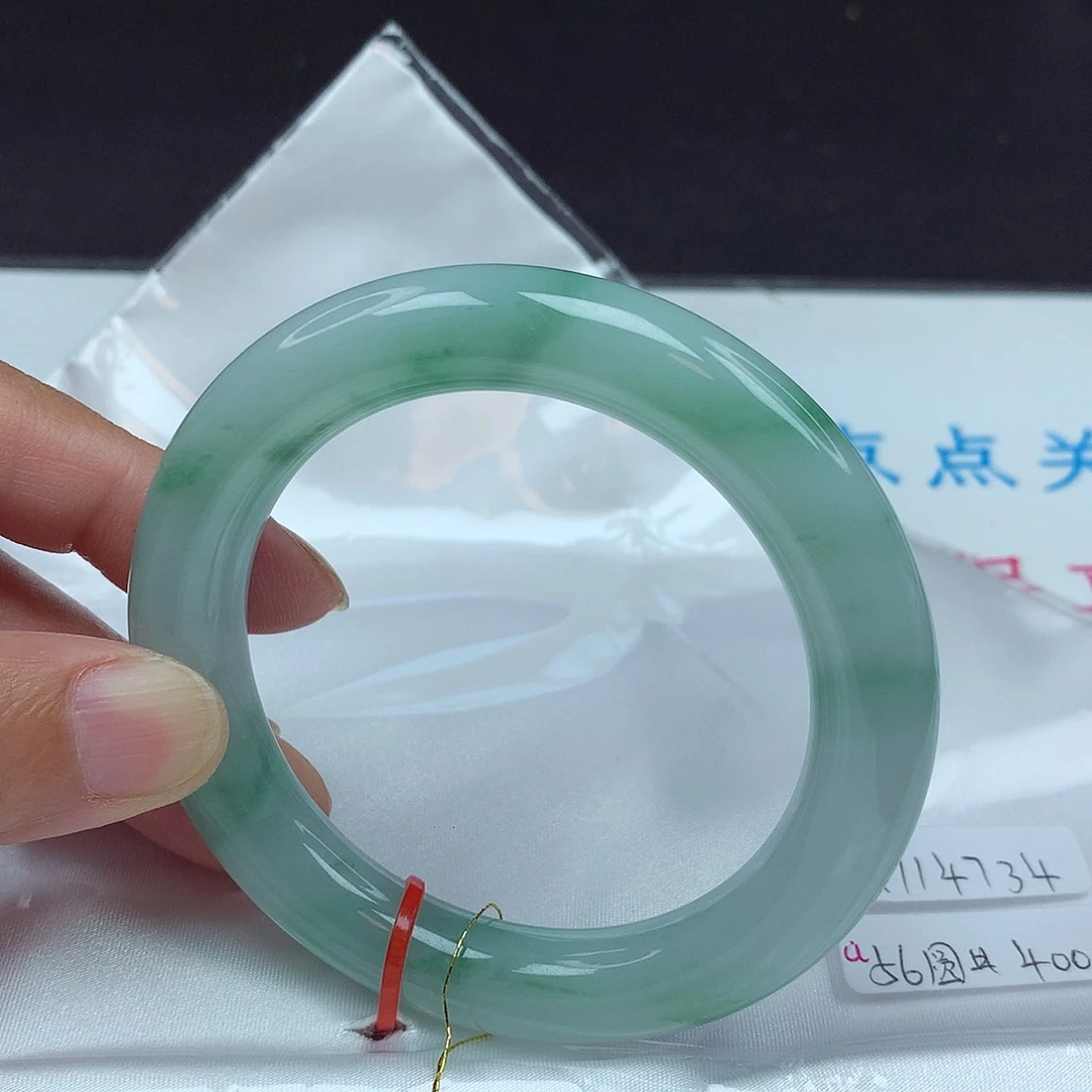 翡翠未镶嵌手镯56圈4734
