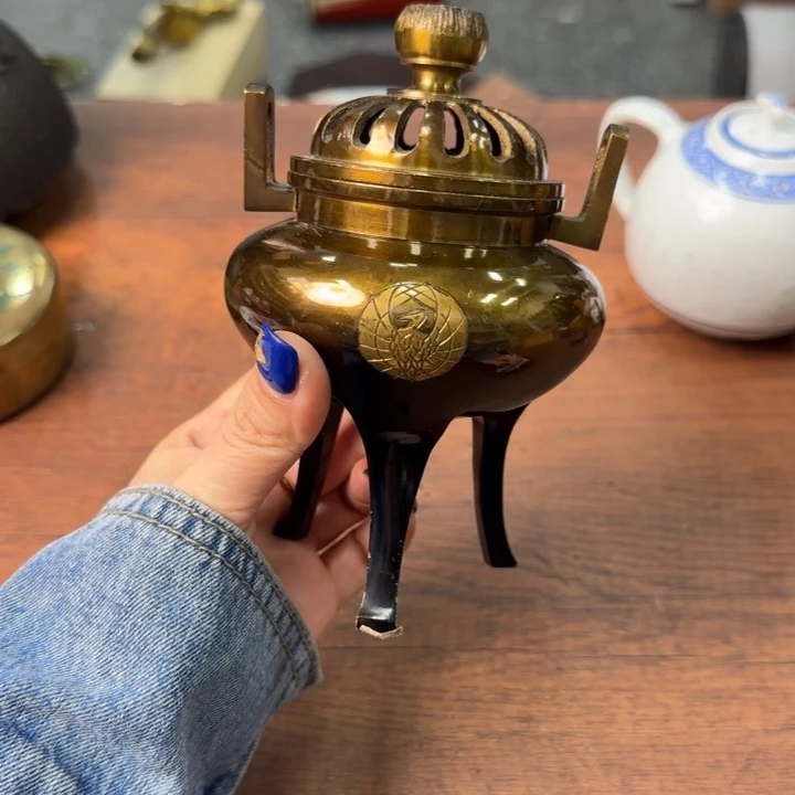 一个陶瓷物件哈哈哈哈哈哈