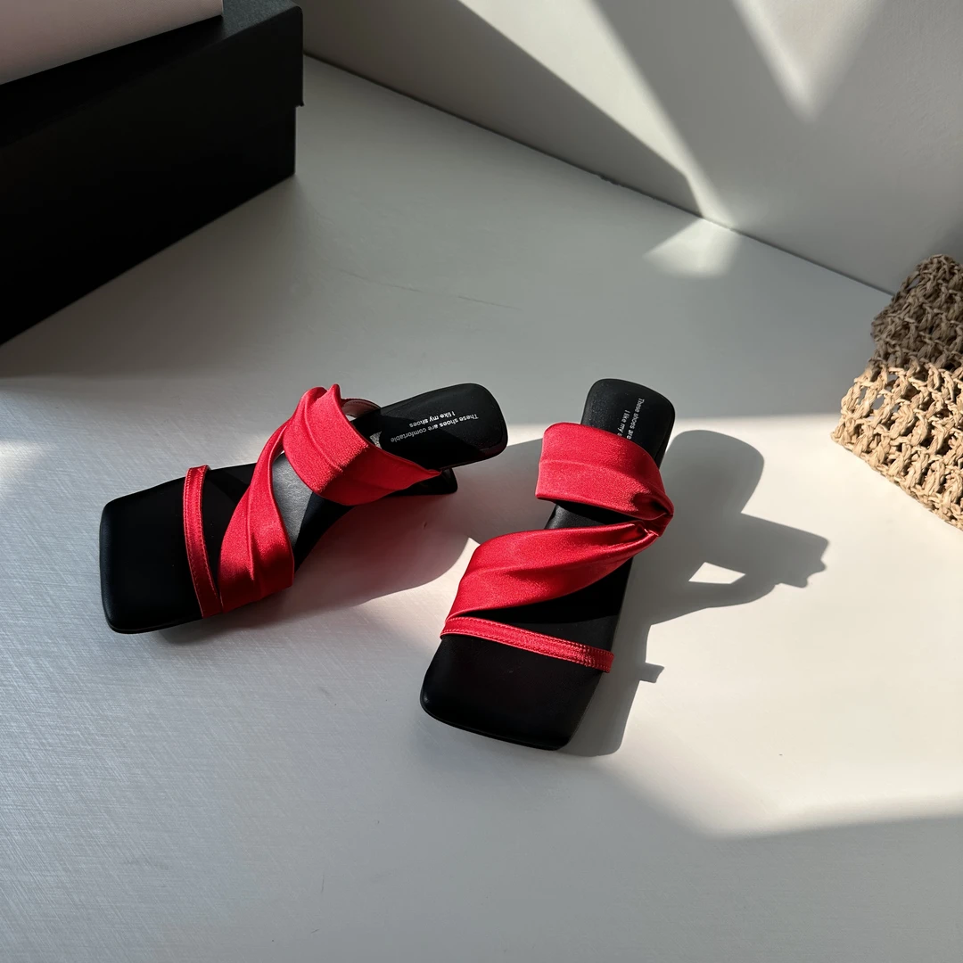 法式气质凉拖鞋仙女风高跟坡跟设计感夏季外穿时尚休闲百搭鞋子