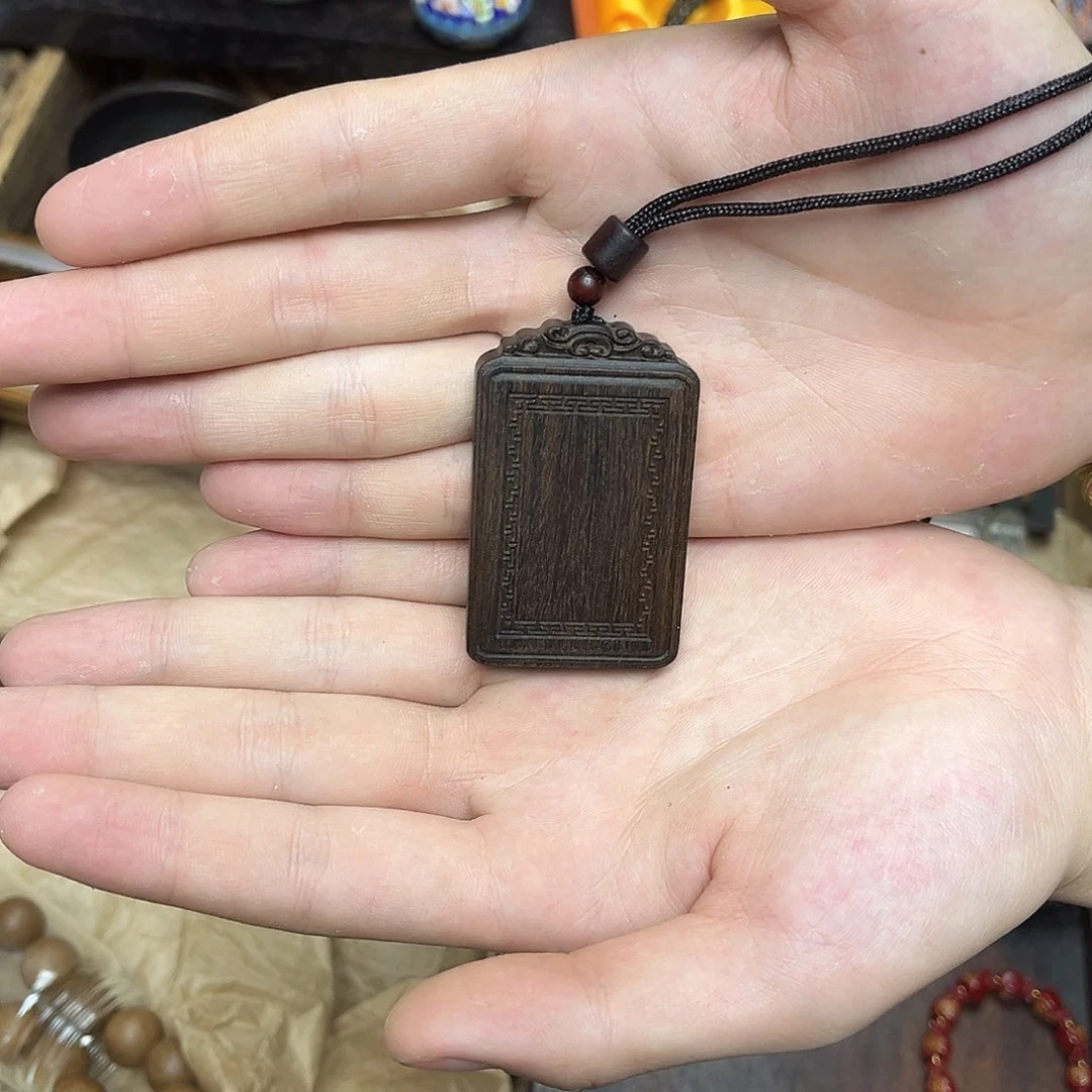 大叶紫檀（黑酸枝木类）