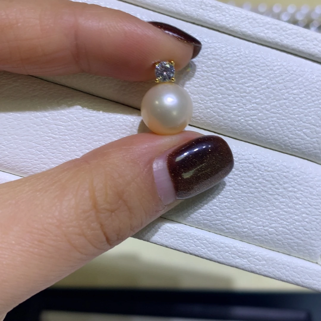 淡水珍珠耳饰未镶嵌