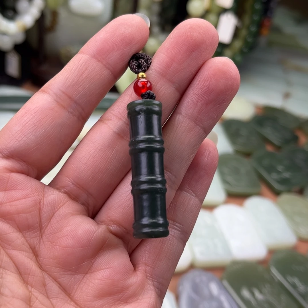 和田玉未镶嵌吊坠(不含链)