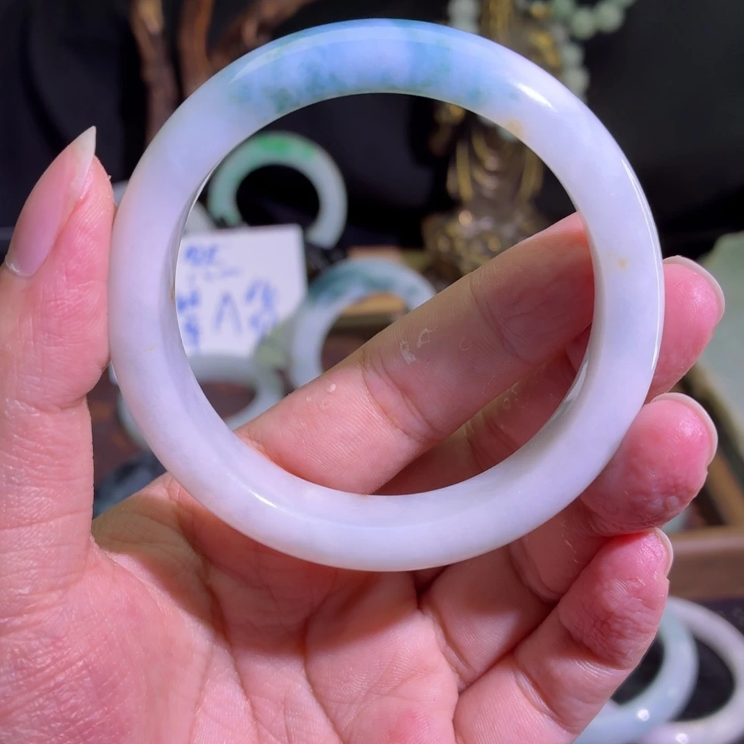 定制翡翠未镶嵌天然翡翠A货毛胚手镯