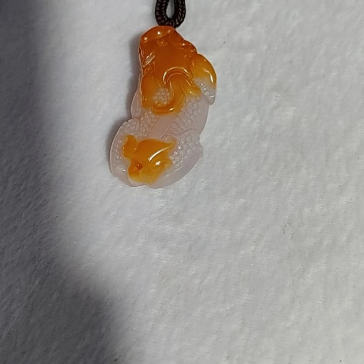 玛瑙/玉髓颈饰未镶嵌玛瑙玉石吊坠貔貅纯天然