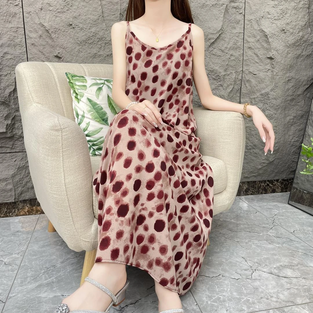 【琥珀云烟】夏季碎花吊带裙女时尚宽松气质夏季法式无袖印花连衣裙