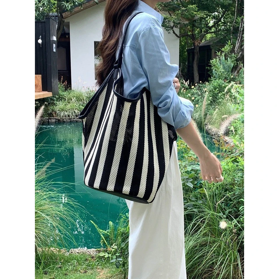 多果女包 时尚通勤大容量托特包女2025新款ins条纹撞色手拎单肩包