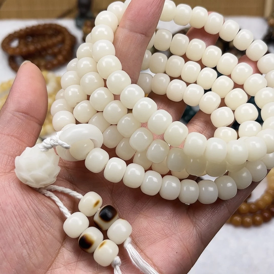 吊坠菩提根/象牙果