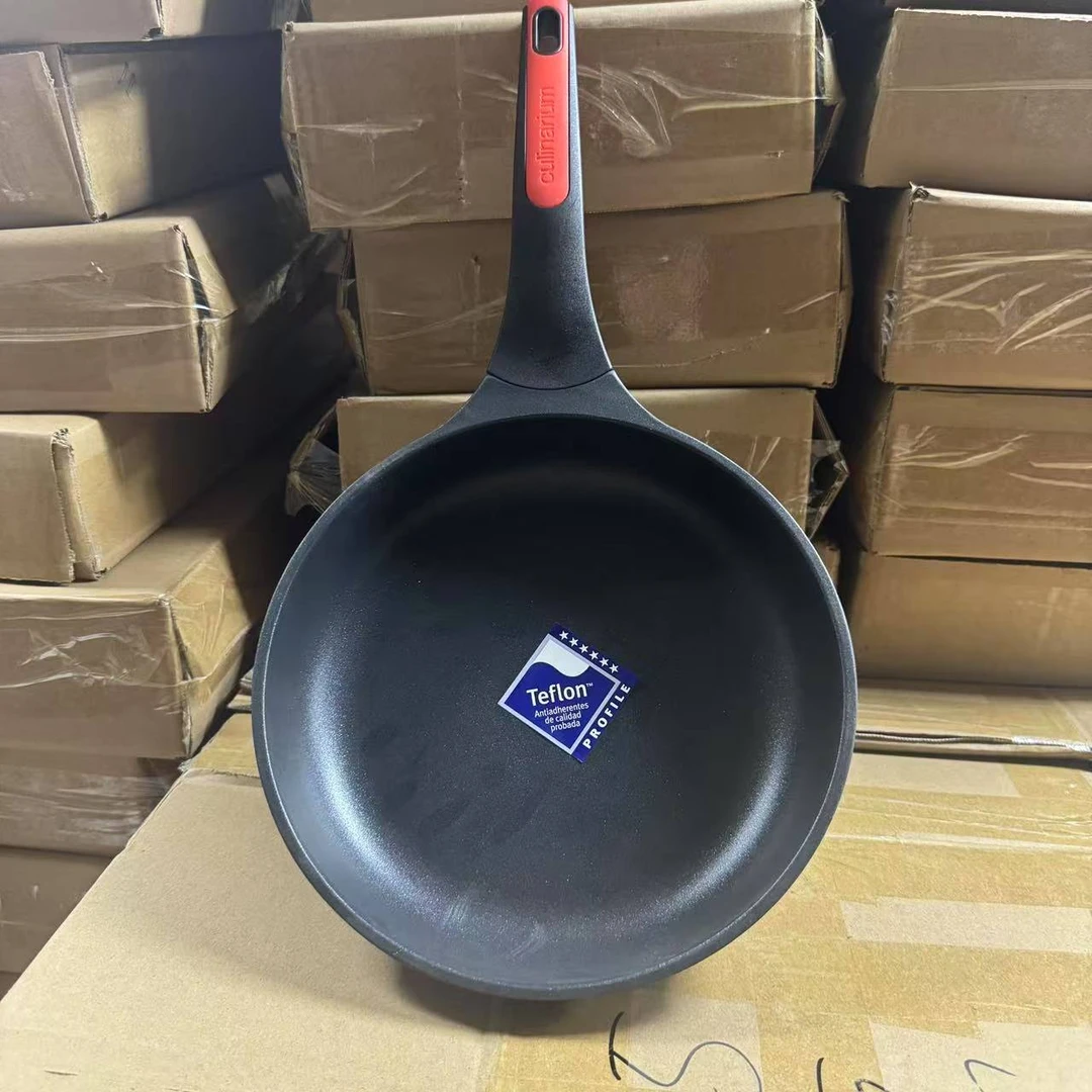 出欧洲高货culinarium橙色手柄全钢底不粘煎锅（微瑕，介意慎拍）