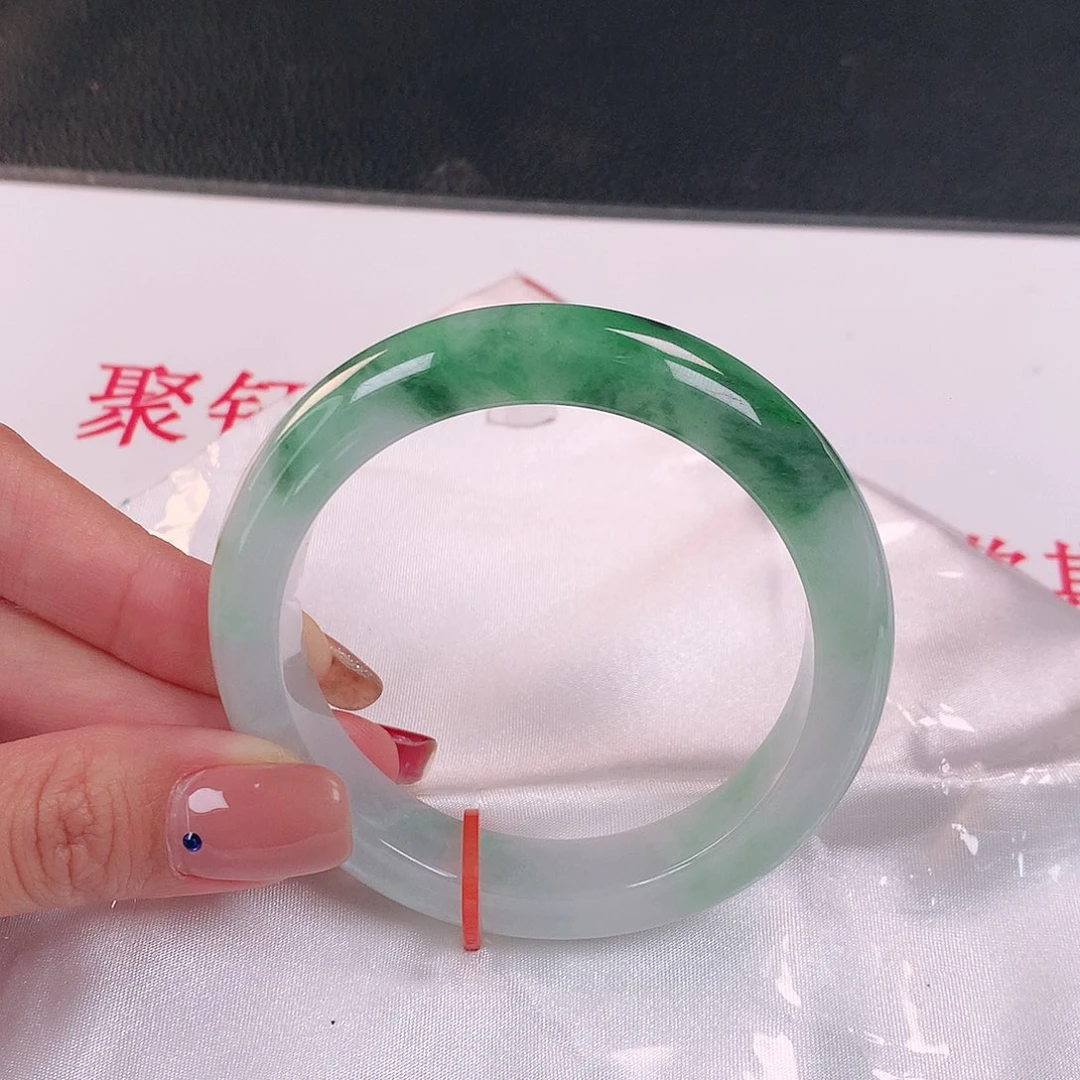 未镶嵌手镯翡翠847