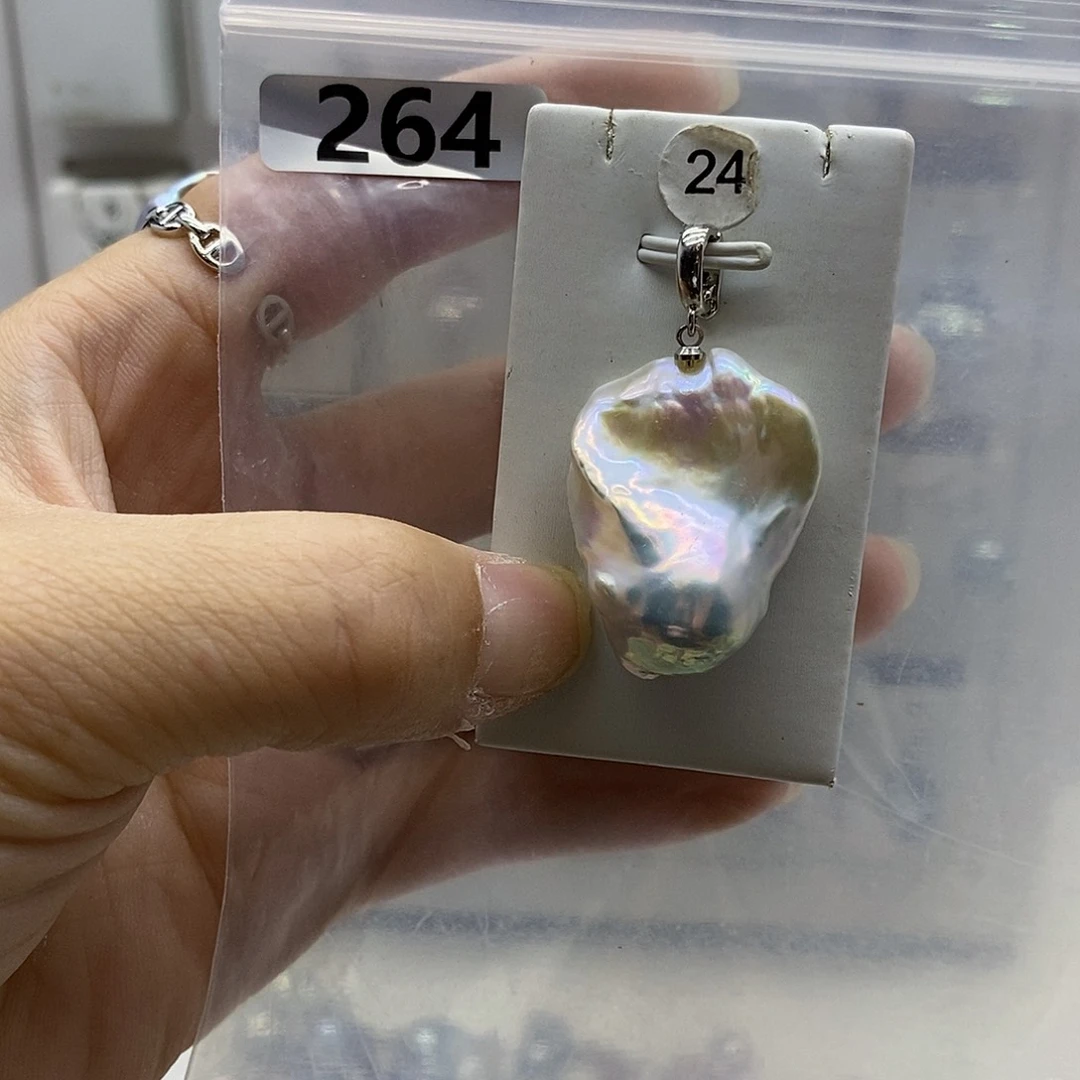 合金耳饰淡水珍珠