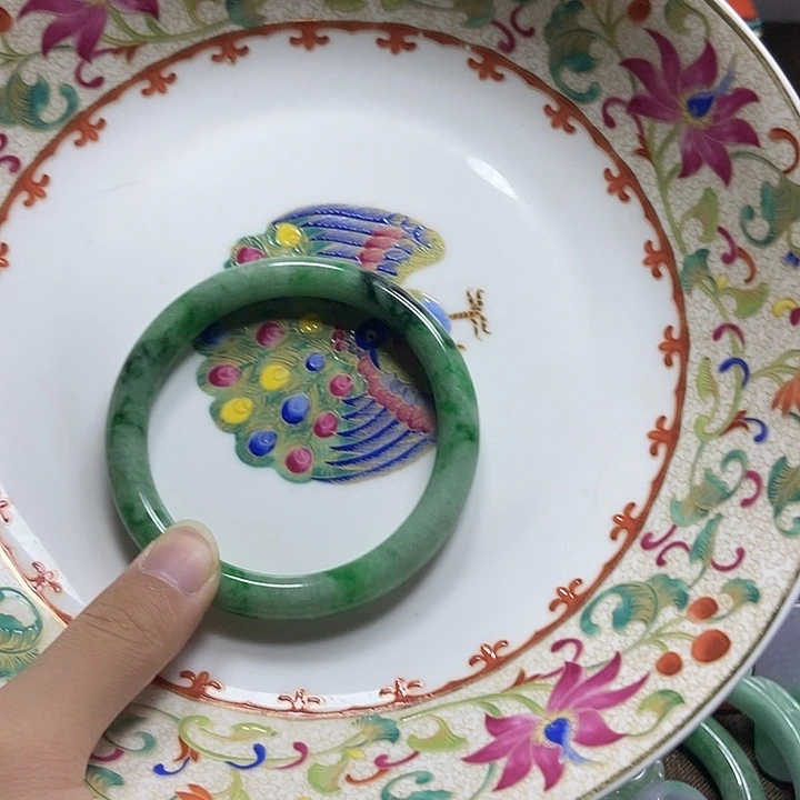 兮***柚瓷片翡翠精品手镯