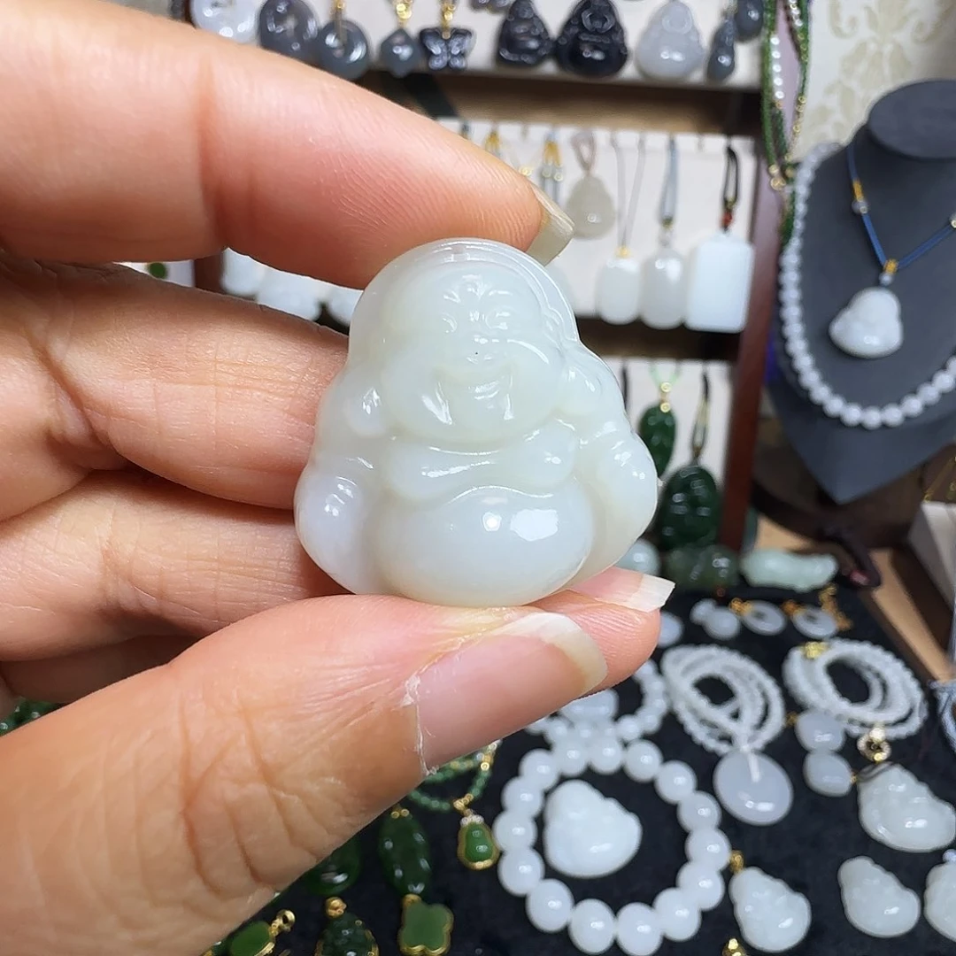 和田玉未镶嵌吊坠(赠链)
