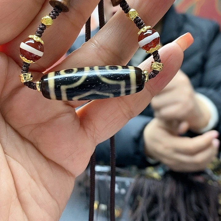 玛瑙/玉髓颈饰合金