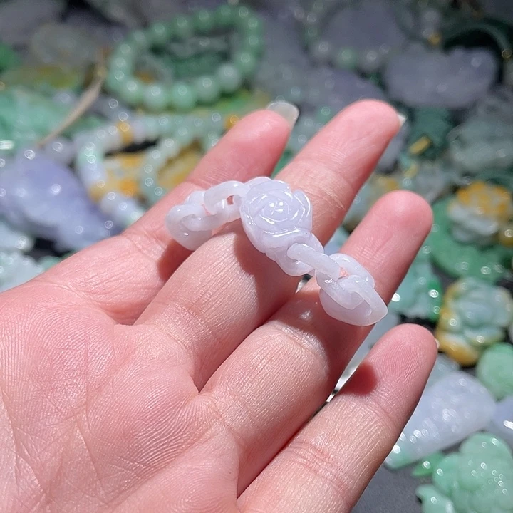 颈饰未镶嵌翡翠用****8天