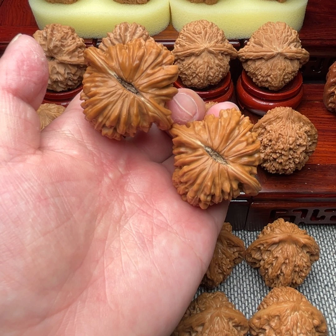 吊坠文玩核桃四座楼44尺