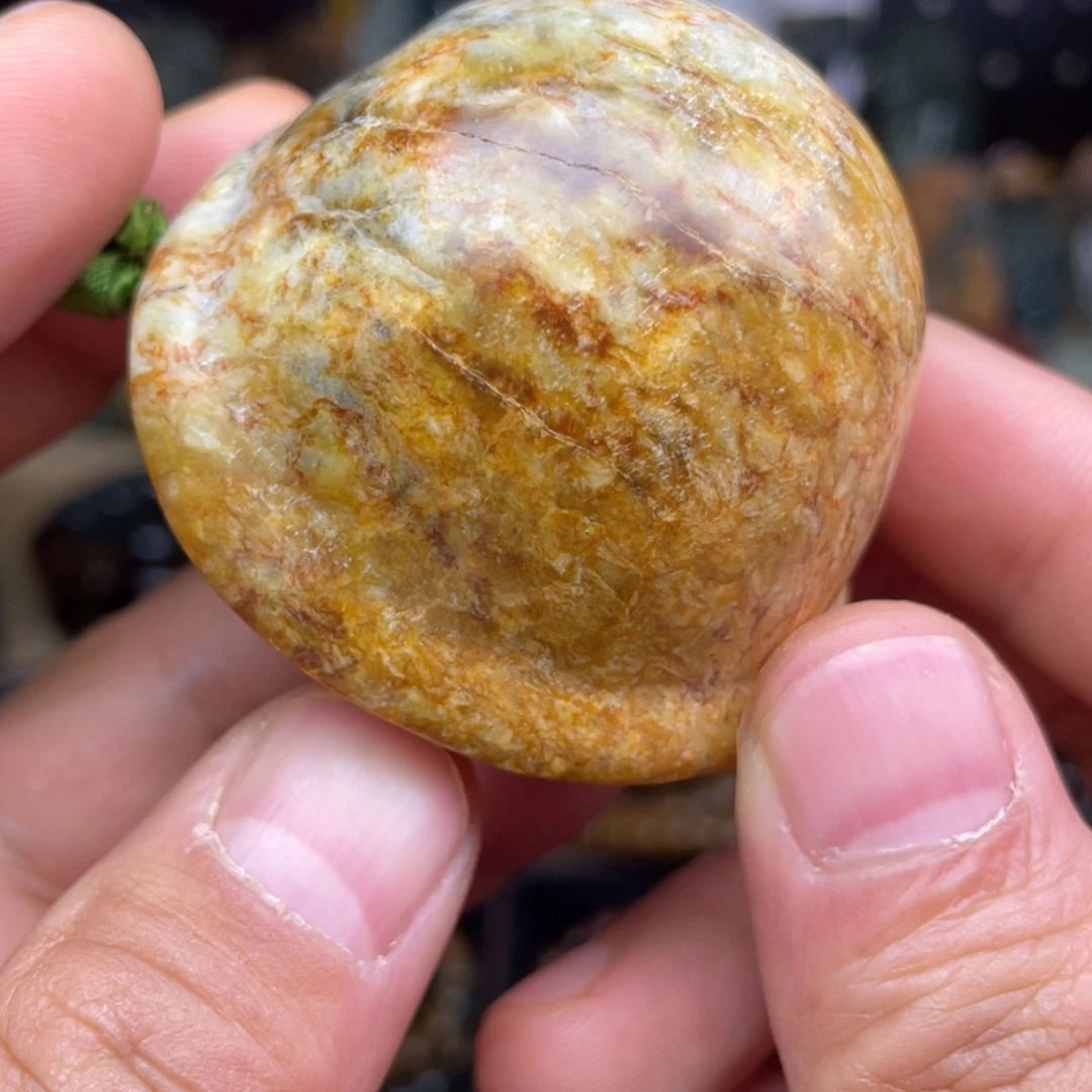 岫岩河磨玉（透闪石质玉）未镶嵌颈饰