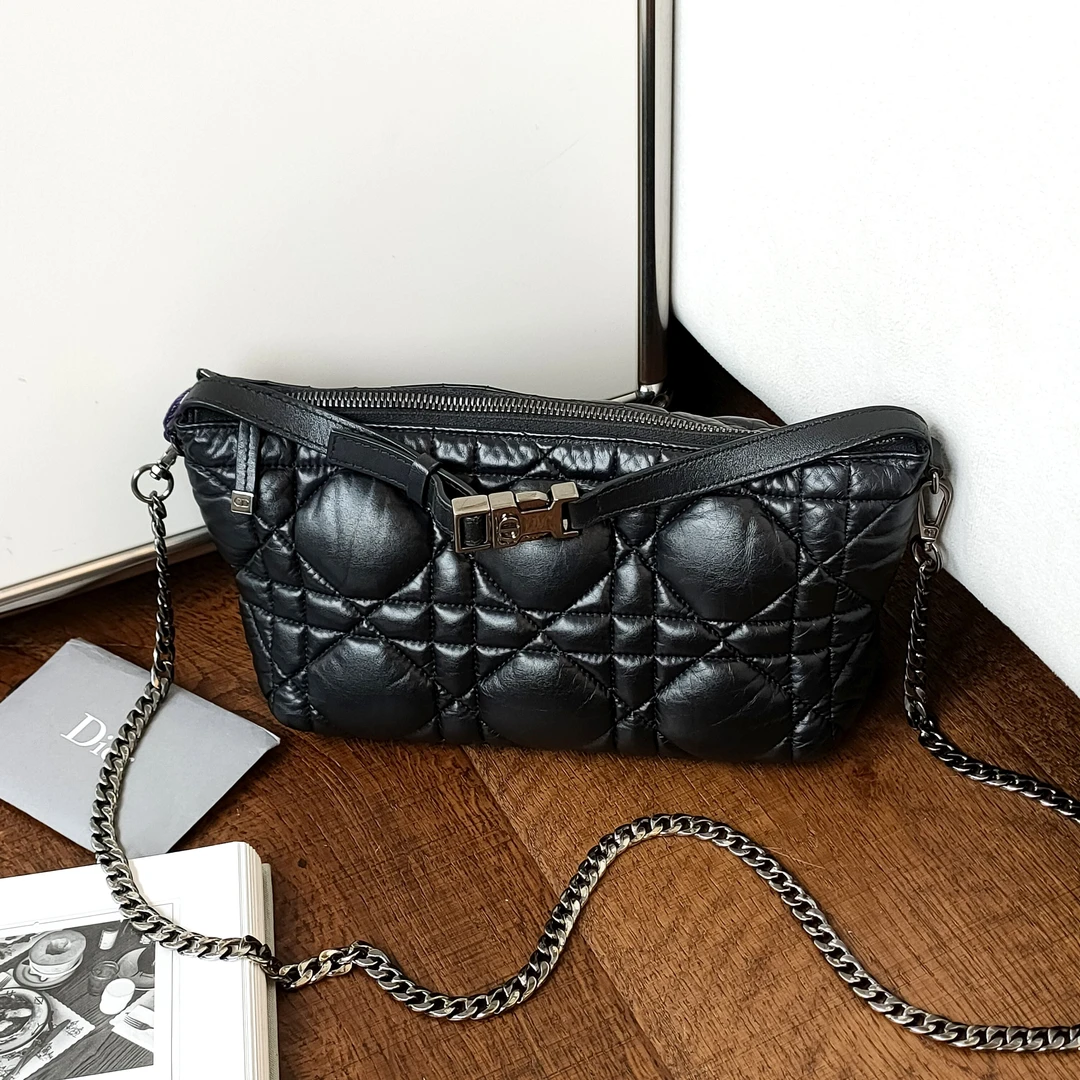 95新 DIOR/迪奥 Azul - 黑银牛皮Travel中号菱格纹饭盒包 48695