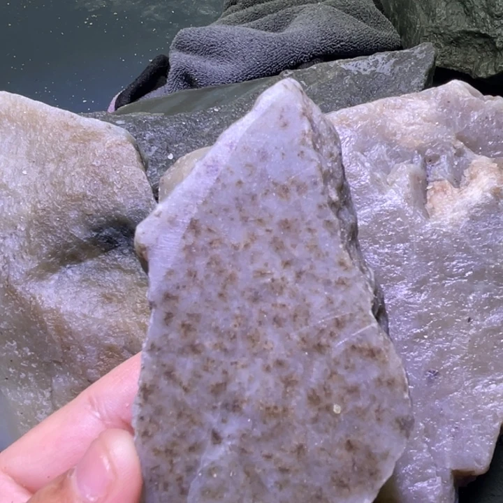 和田玉未镶嵌珠宝半成品