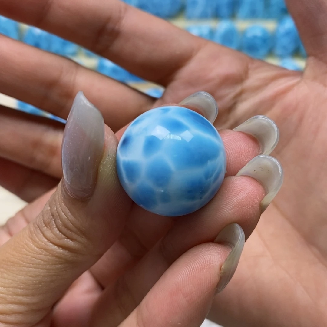 糖***妞针钠钙石（海纹石）未镶嵌颈饰