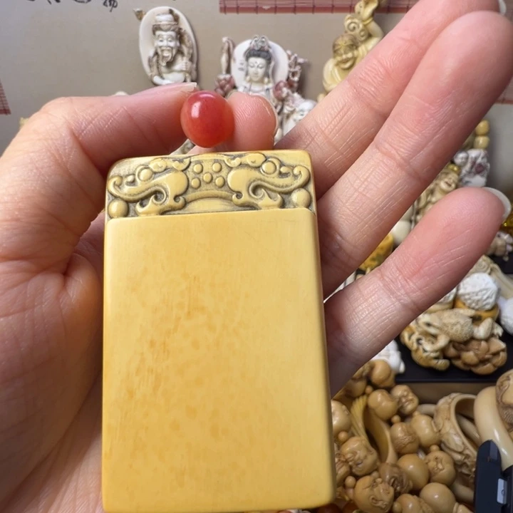 朱***兵其他猛犸象牙9888888888