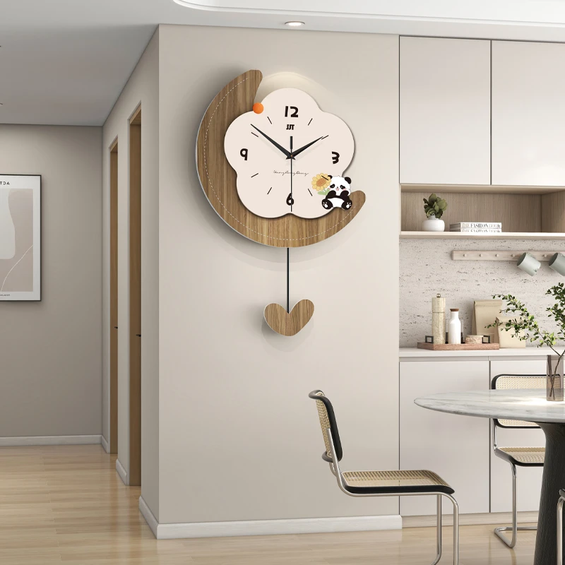 网红创意钟表2025新款中古风熊猫花朵客厅时钟静音免打孔挂钟挂墙