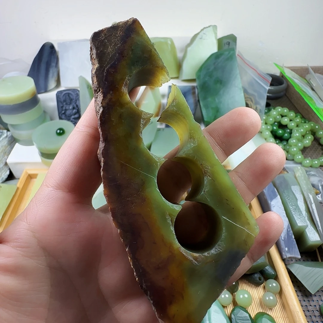 颈饰未镶嵌和田玉