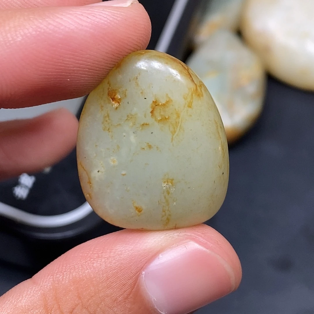 和田玉（糖玉）未镶嵌挂件