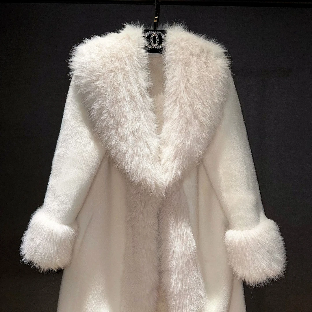 秦晓亿chic高定设计师款气质轻奢狐狸毛中长款名媛小众韩系外套