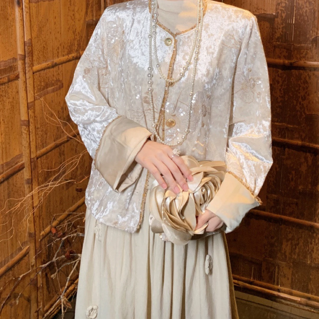 2025新中式国风顶珠丝绒外套