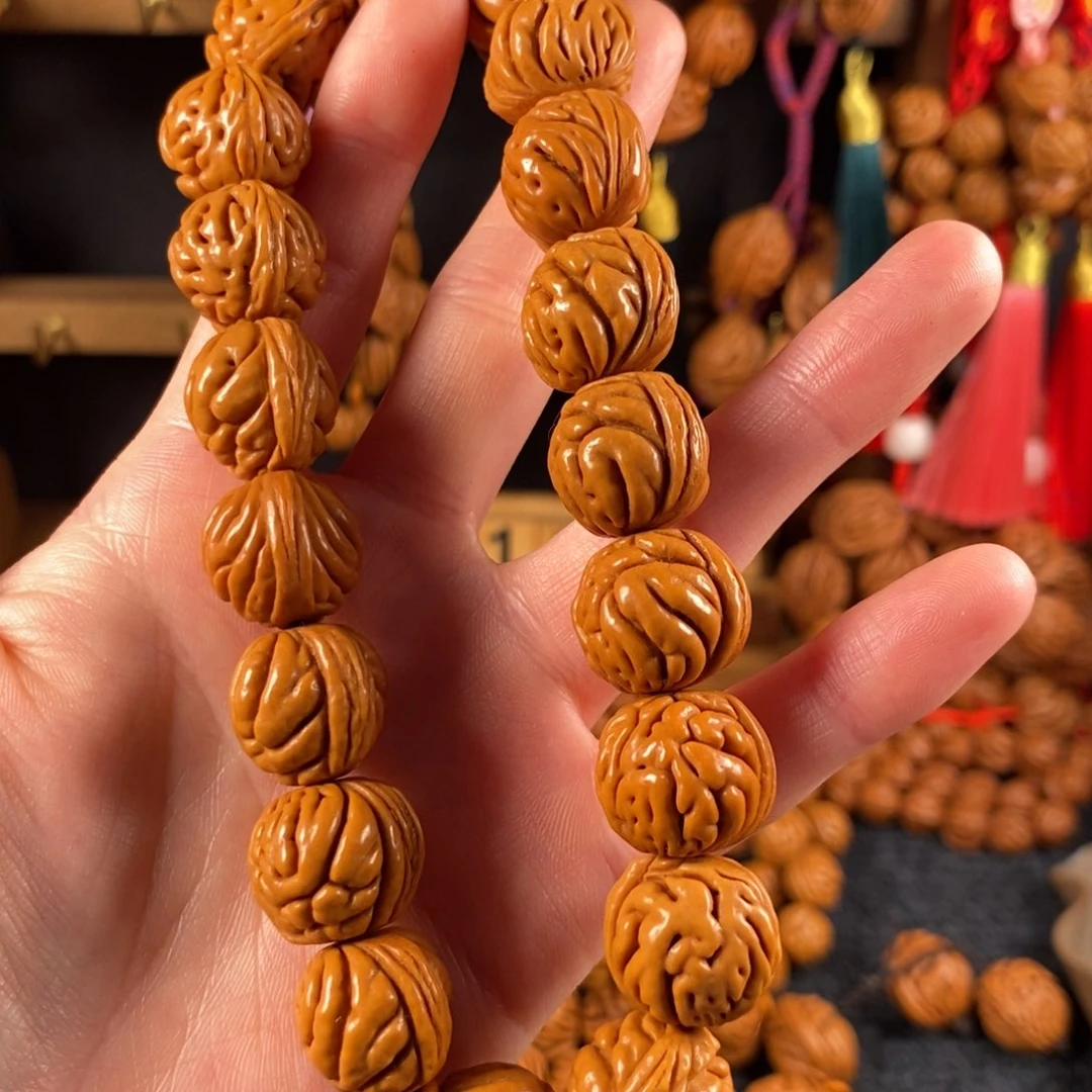 吊坠桃核6链接桃枭手串