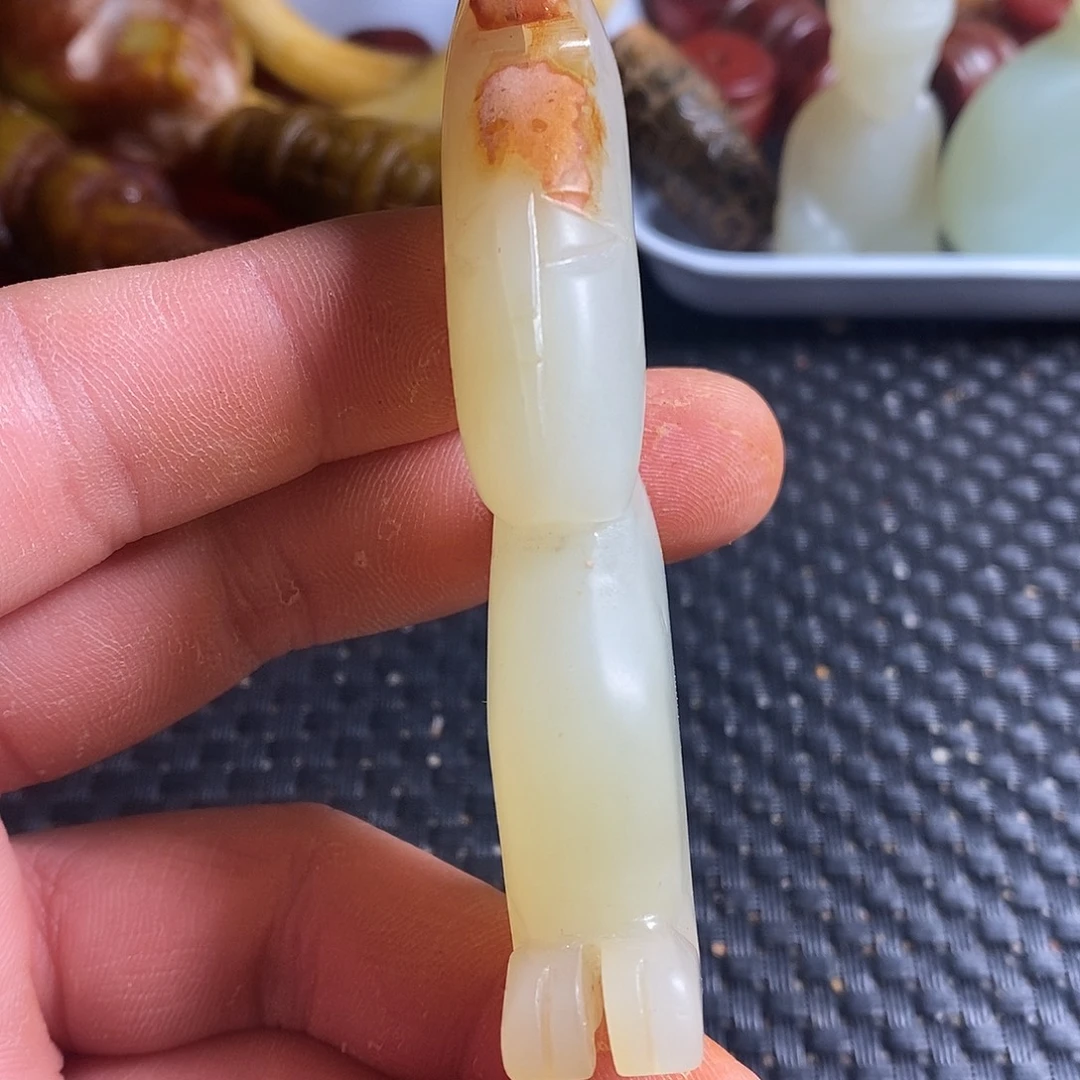 岫玉未镶嵌珠宝奇石