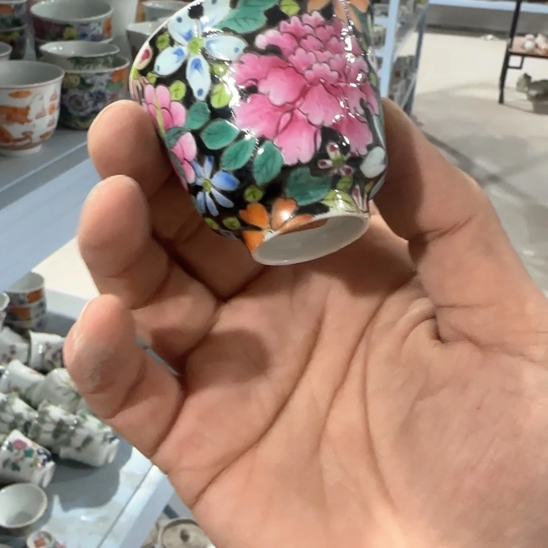 瓷片摆件手绘瓷器年底全部亏钱