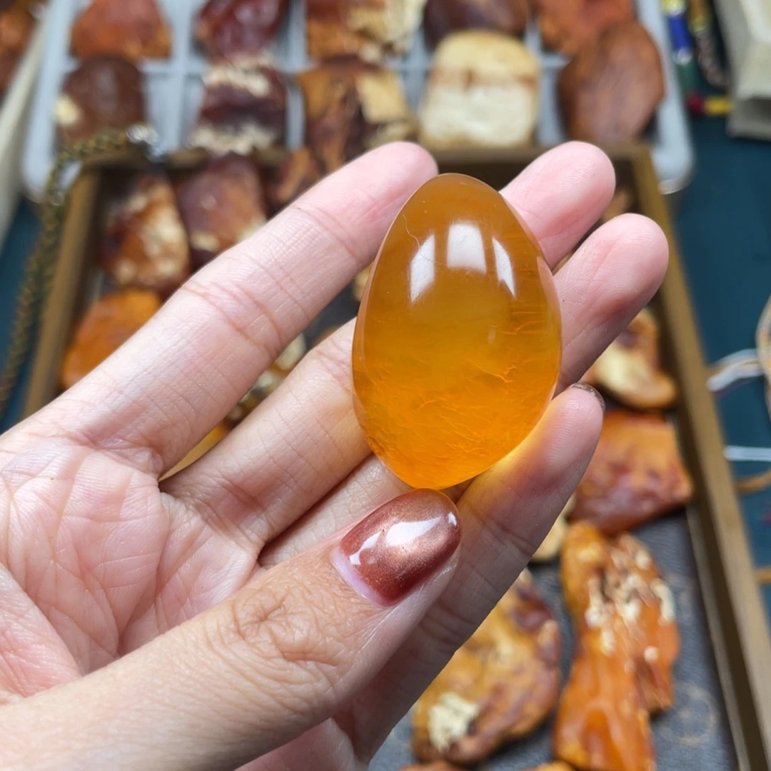 琥珀未镶嵌珠宝奇石