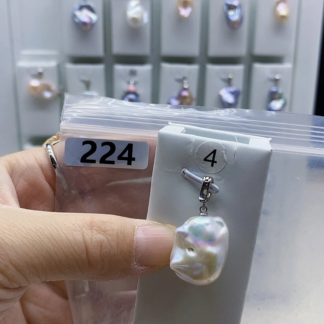 颈饰合金淡水珍珠