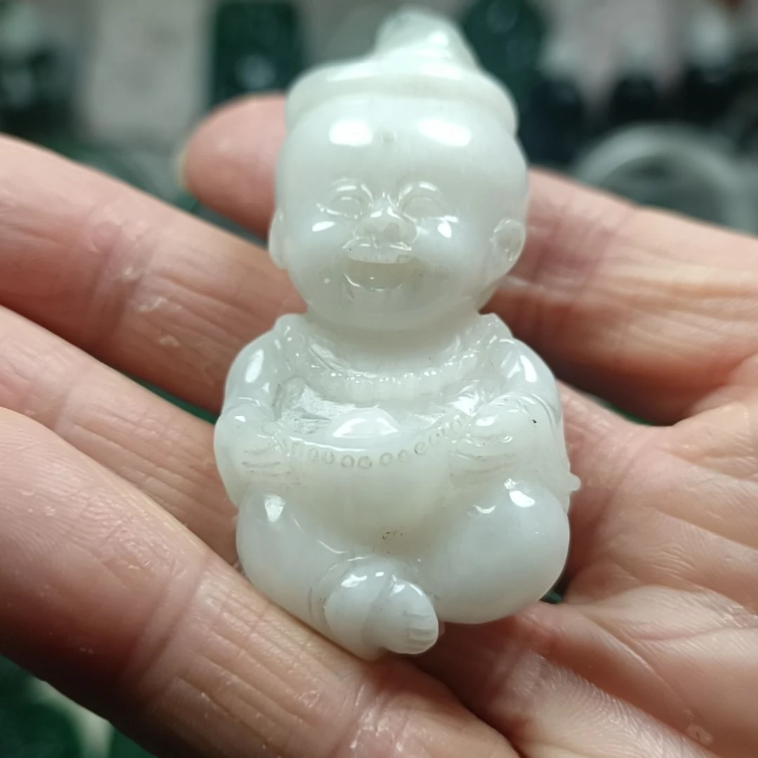独山玉未镶嵌善财童子