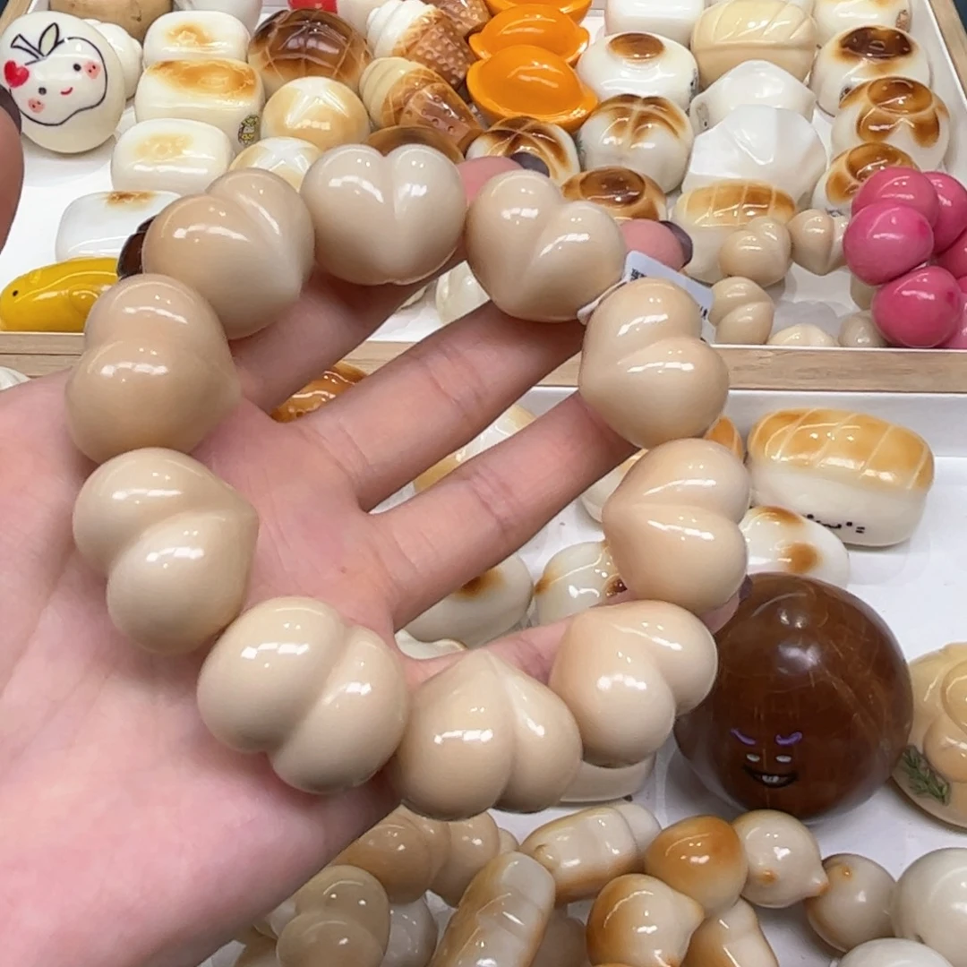 手串菩提根/象牙果9.17.31象牙果溏心屁桃爱心微瑕