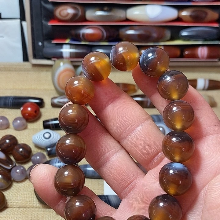 玛瑙/玉髓合金颈饰