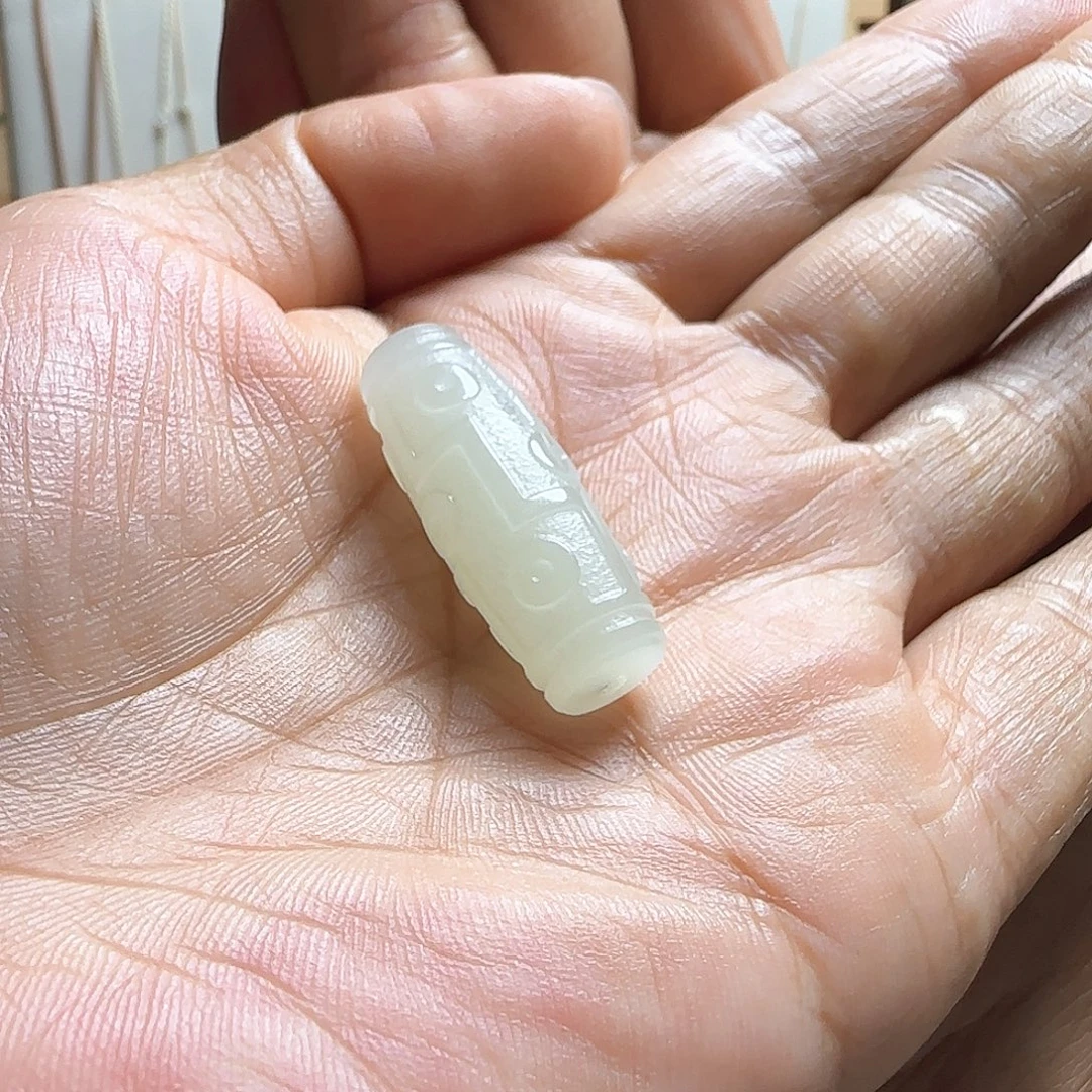 麦***冬和田玉未镶嵌颈饰