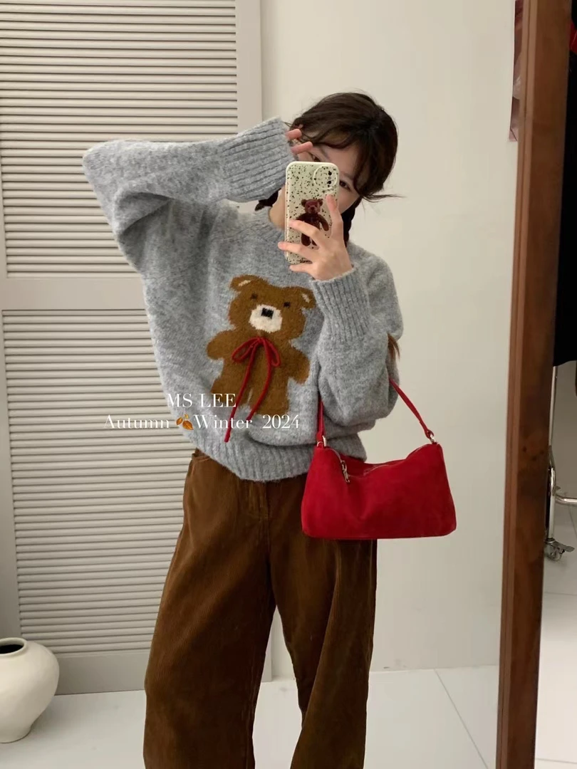 【WEIWEI】简约可爱小熊蝴蝶结百搭时尚毛衣