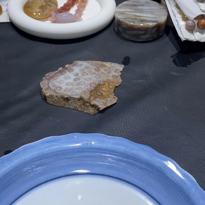 【闪购商品】未镶嵌珊瑚玉硅化玉今****天