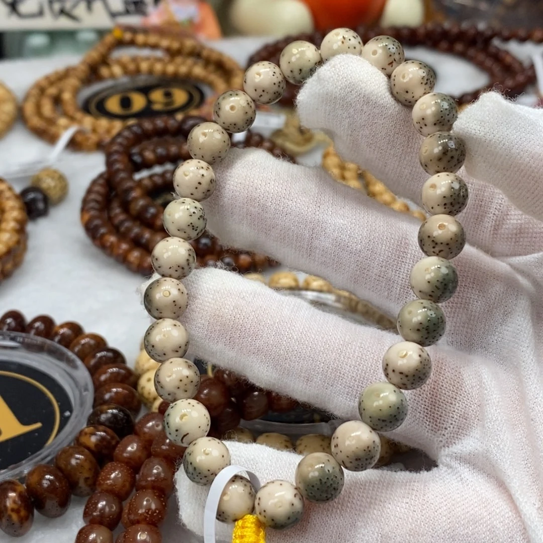 星月菩提手串8mm圆珠灰绿色大眼睛留白