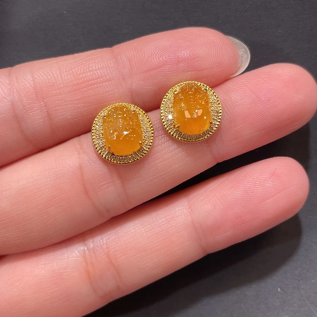 翡翠18K金镶嵌耳饰南非钻