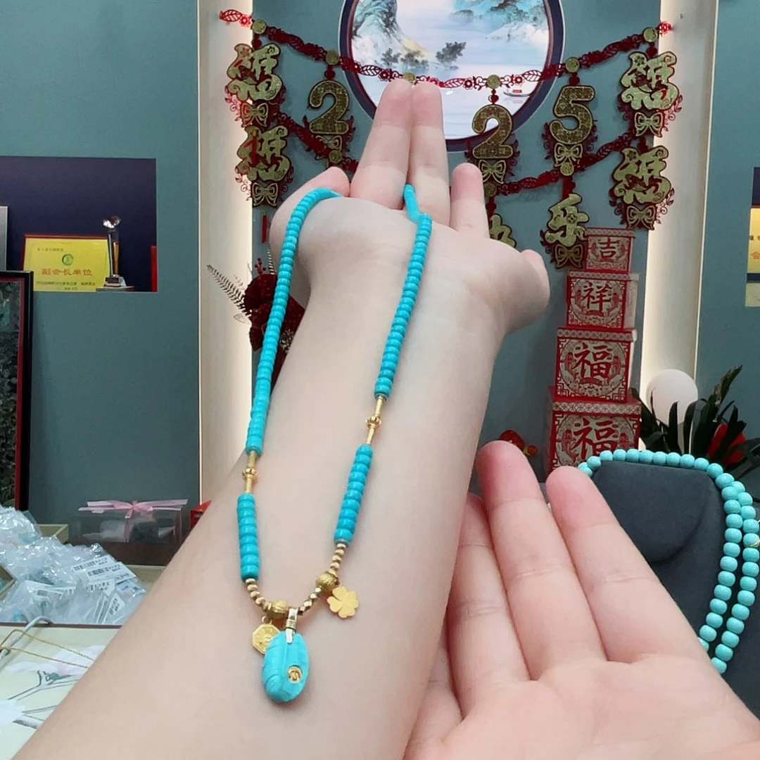 绿松石颈饰18K金镶嵌