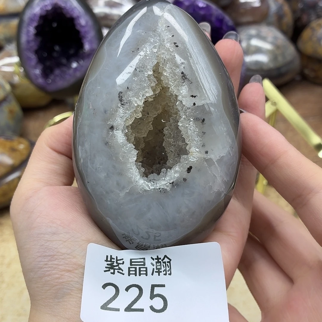 未镶嵌水晶大型摆件（非配饰）