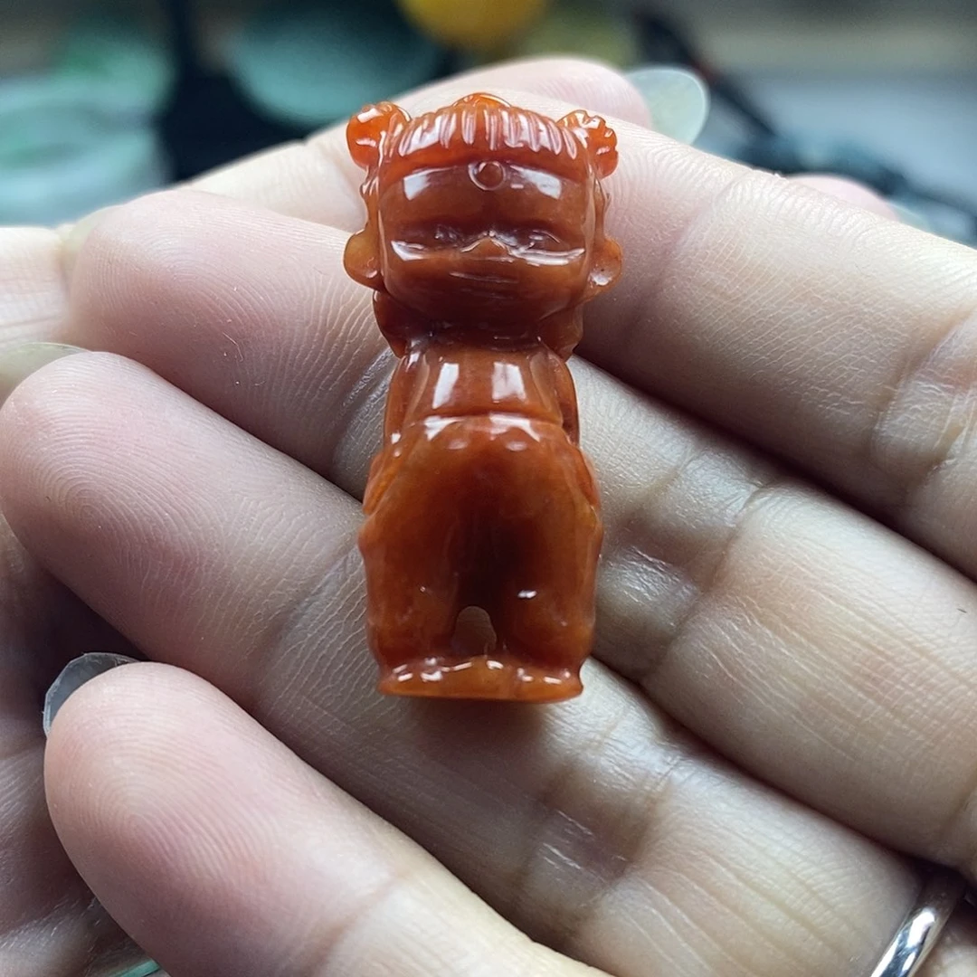 翡翠未镶嵌颈饰牌子