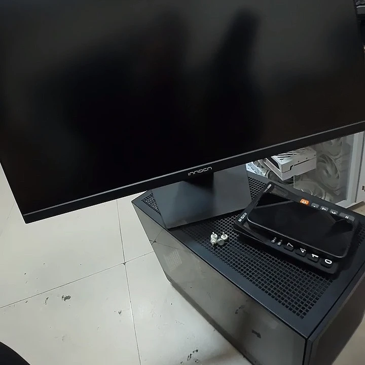 子***轩准新品联合创新27寸2k320刷新